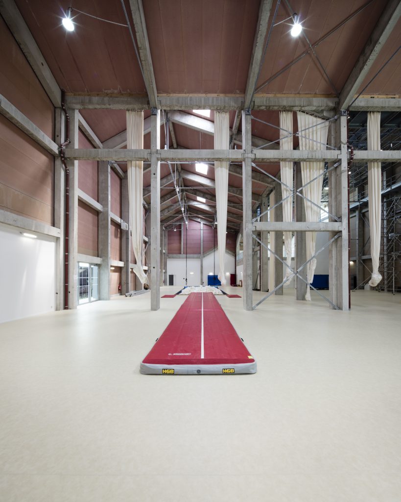 Salle d'entrainement de grande hauteur du Cnac - Caractère spécial - Matthieu Poitevin